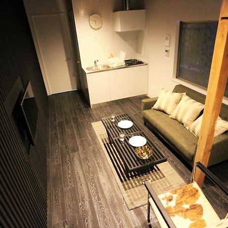 Sekai Hotel Tsuki Osaka Exteriör bild