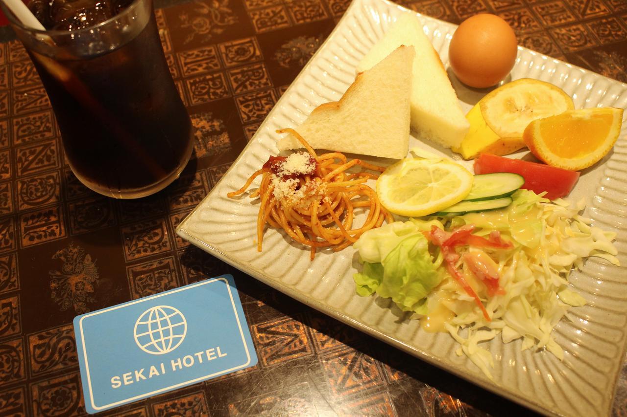 Sekai Hotel Tsuki Osaka Exteriör bild